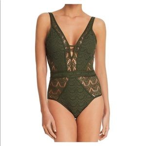 BECCA color play plunge one piece Bay Leaf MD
